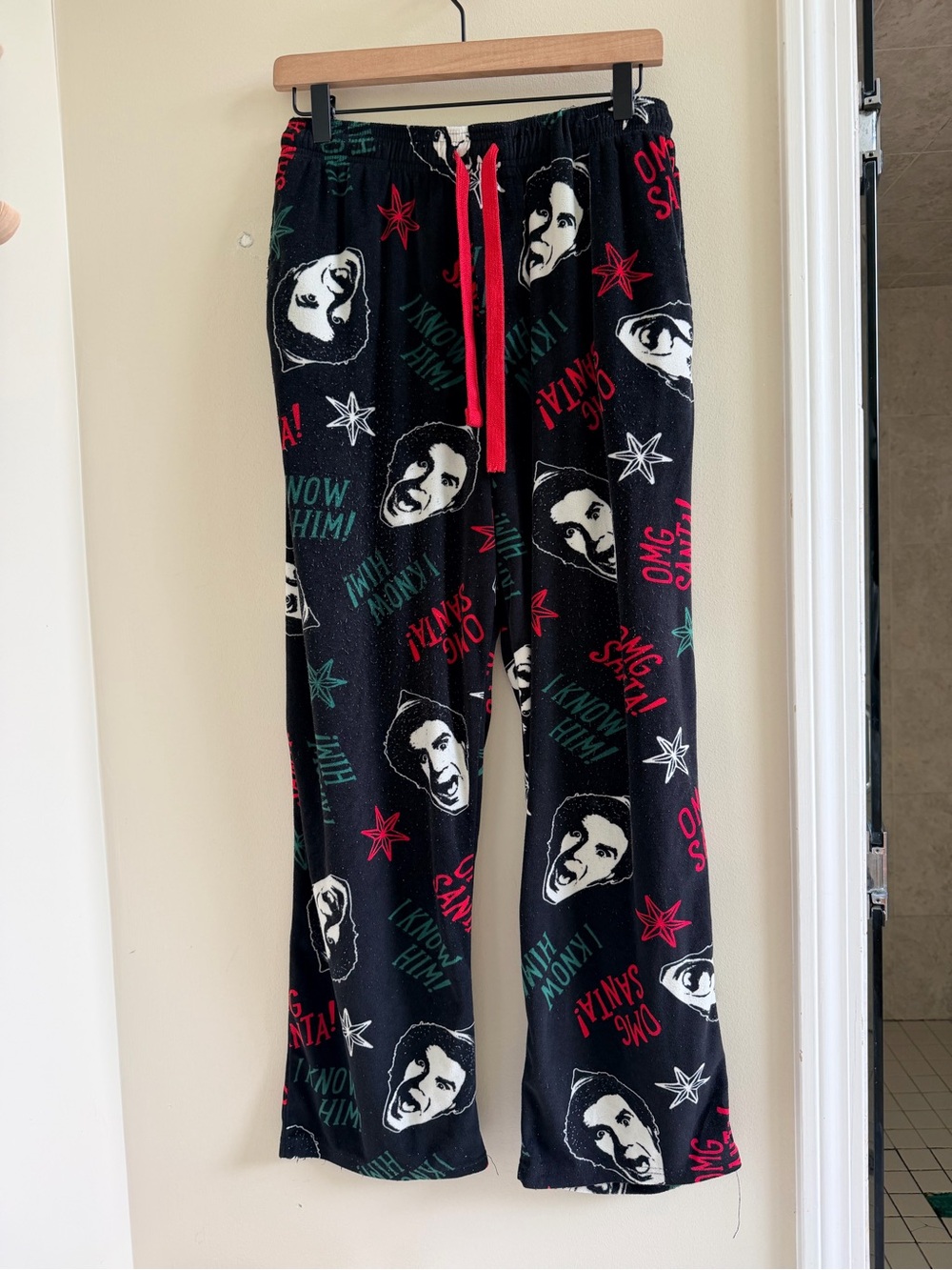 Men’s medium Christmas pajama pants elf